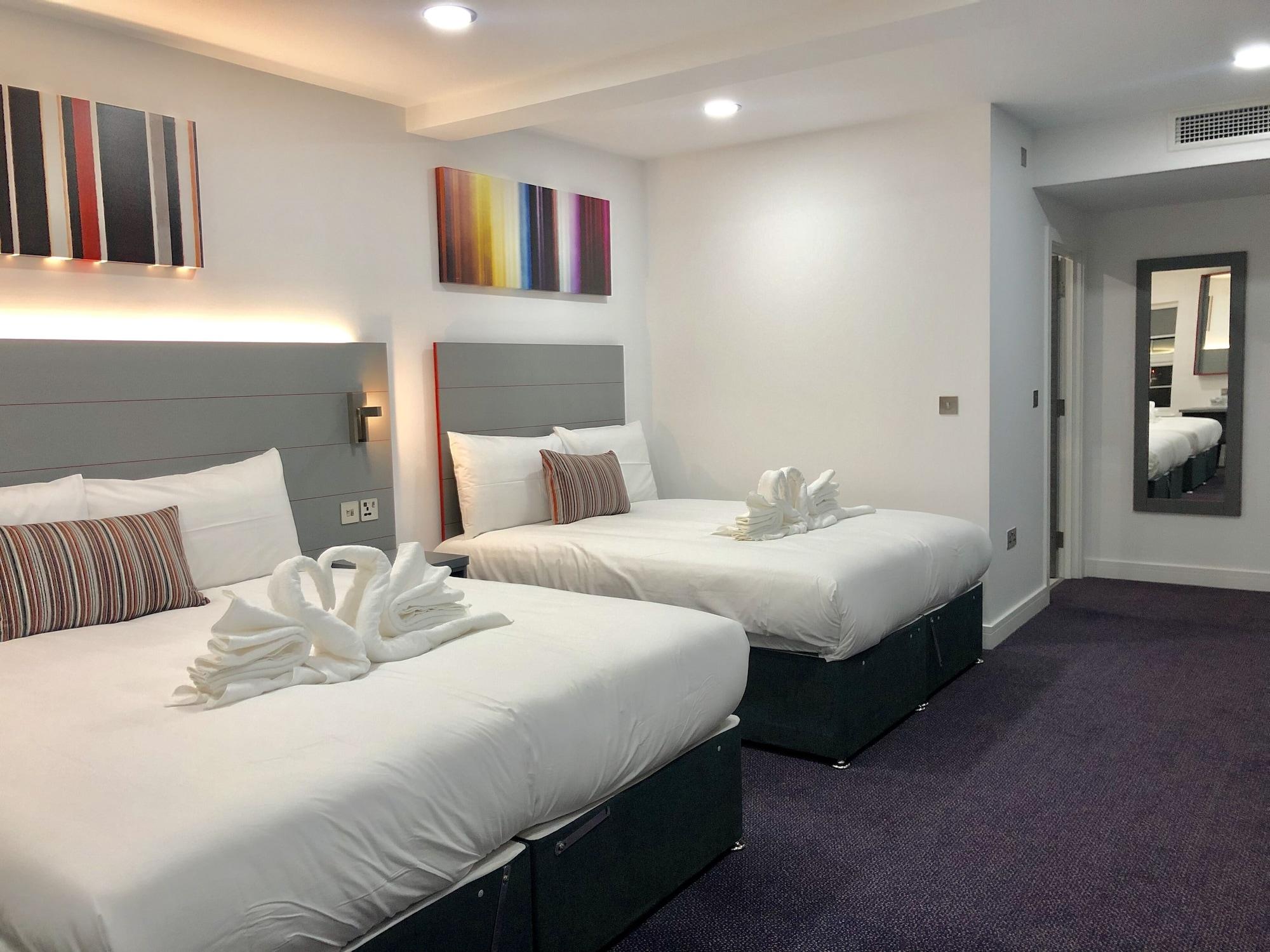 Ilford Hotel Goodmayes Екстериор снимка