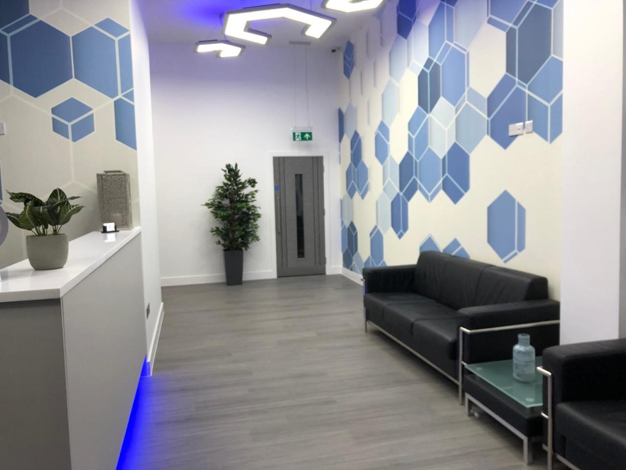 Ilford Hotel Goodmayes Екстериор снимка